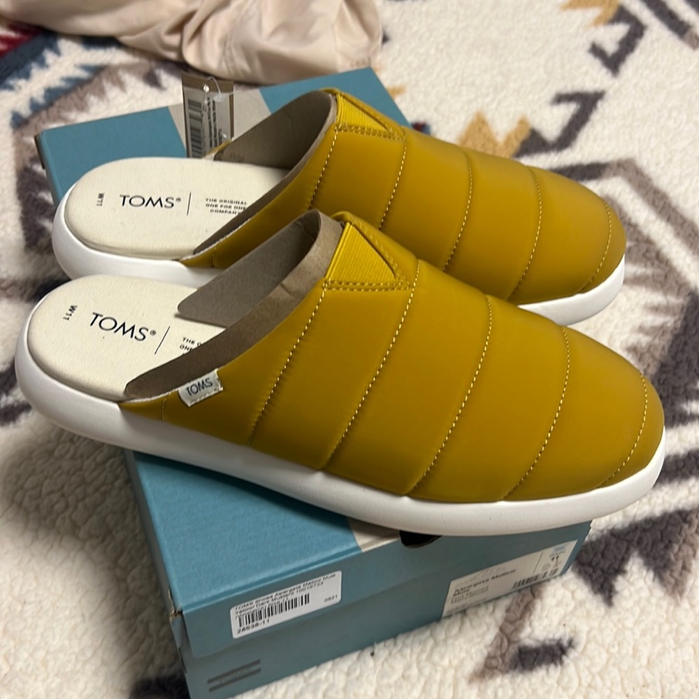 NWT TOMS Alpargata Mallow Mule Dark Mustard Size 11